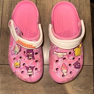 Hello Kitty & Friends Crocs Pink Kids J4 | Sanrio Charm Clogs | Preowned